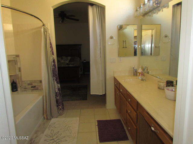 9925 North Crystal Spring Place Tucson, AZ 85742 - Photo 31 of 37