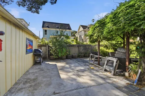 $2,350,000 | 925-931 Chestnut Street, Alameda, CA 94501