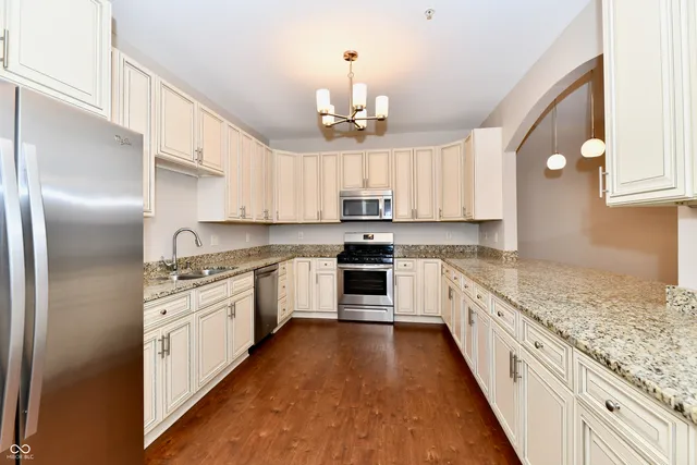 $2,599 | 8555 One W Drive, Unit 105, Indianapolis, IN 46260