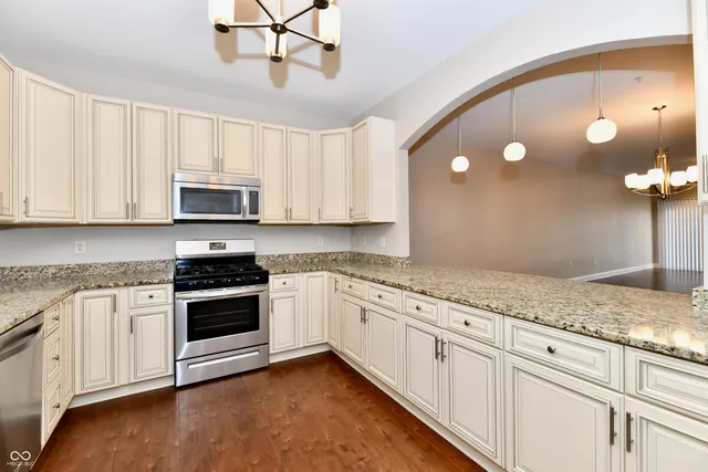 $2,599 | 8555 One W Drive, Unit 105, Indianapolis, IN 46260