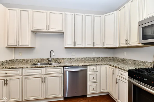 $2,599 | 8555 One W Drive, Unit 105, Indianapolis, IN 46260