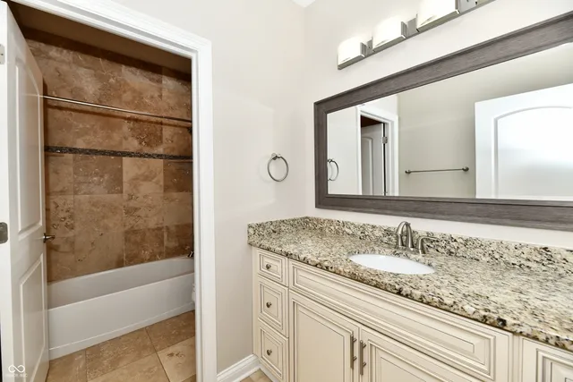 $2,599 | 8555 One W Drive, Unit 105, Indianapolis, IN 46260