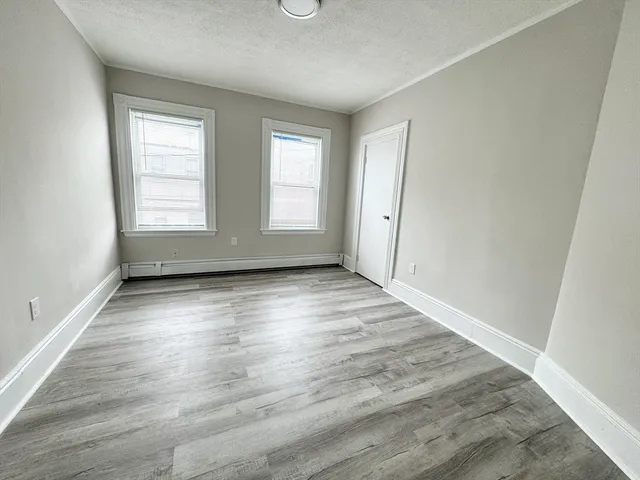 $2,500 | 57 Burrell Street, Unit 2, Boston, MA 02119