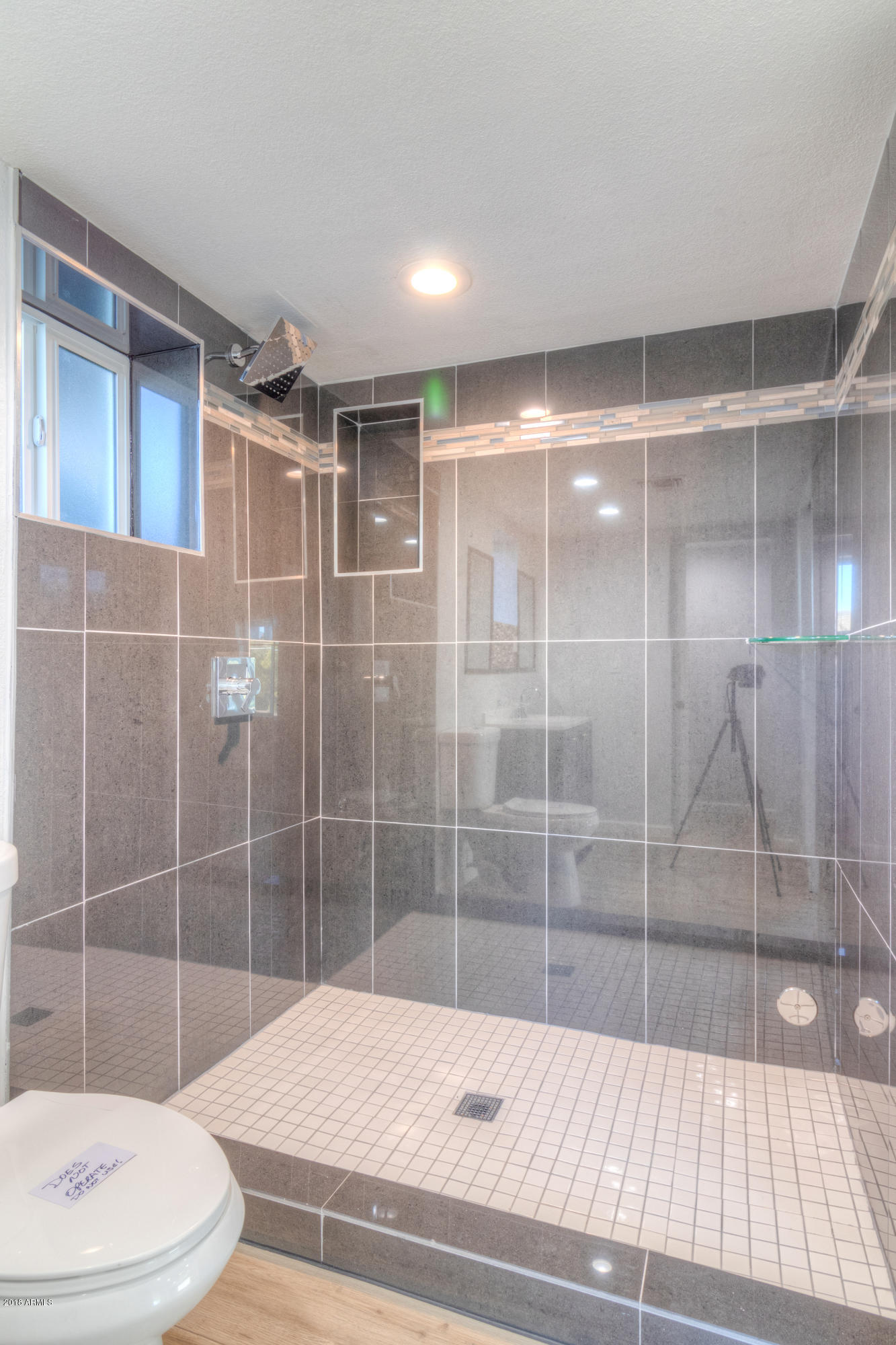 5258 Casper Road Mesa, AZ 85205 - Photo 18 of 28 2nd Bathroom (2)