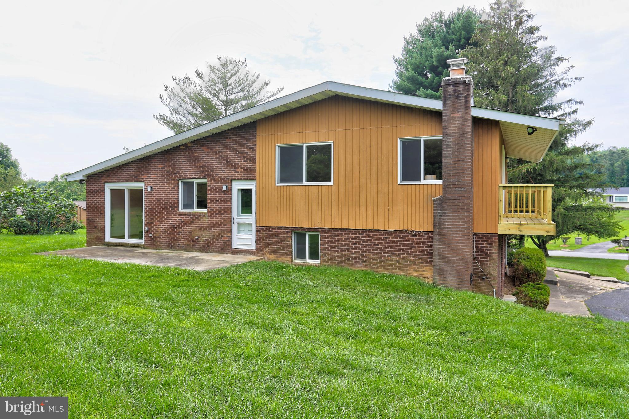 8453 Rolling Ridge Court Ellicott City, MD 21043 - Photo 32 of 39 Concrete rear patio