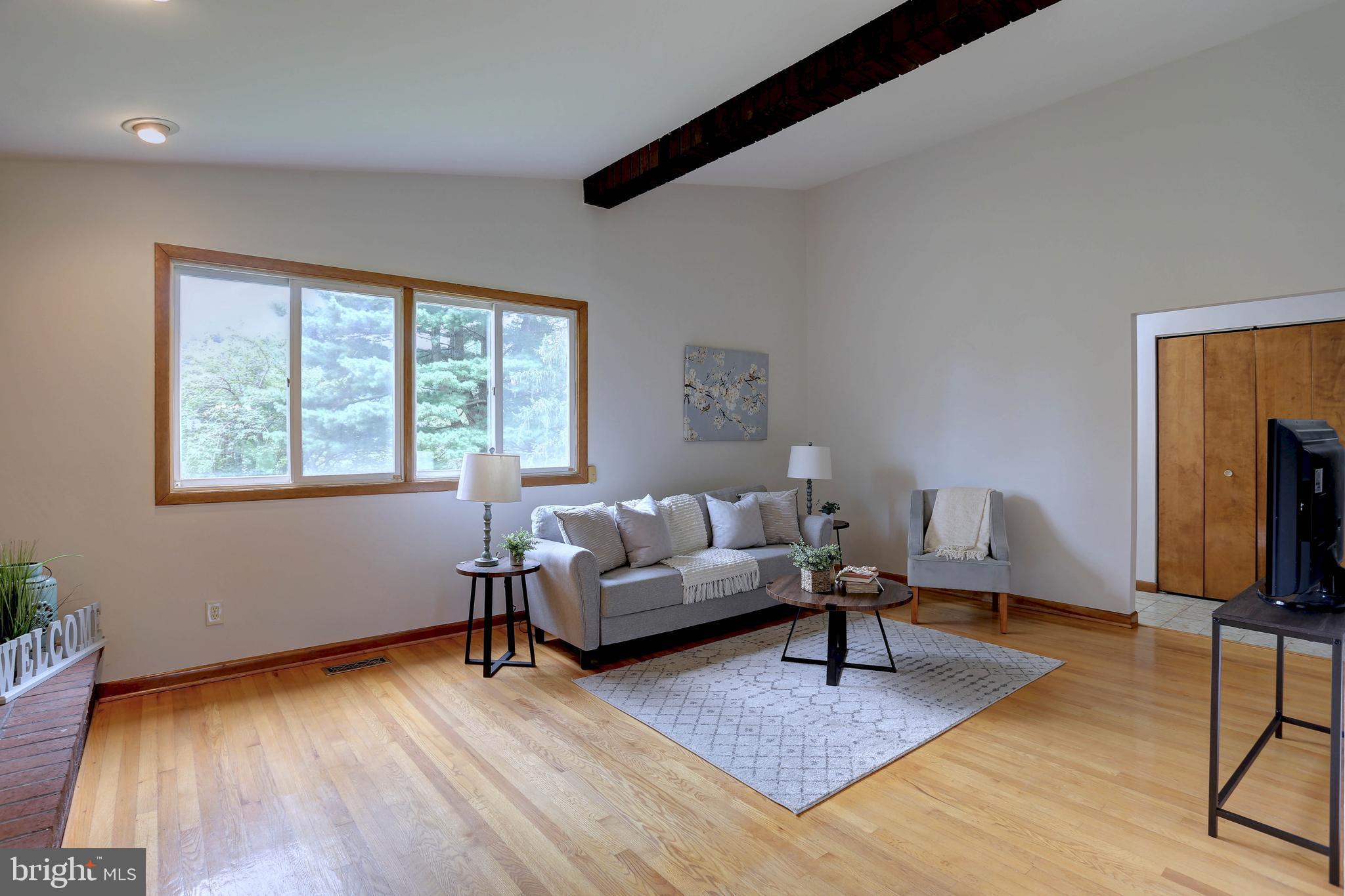 8453 Rolling Ridge Court Ellicott City, MD 21043 - Photo 7 of 39 Living Rm with hardwood floors