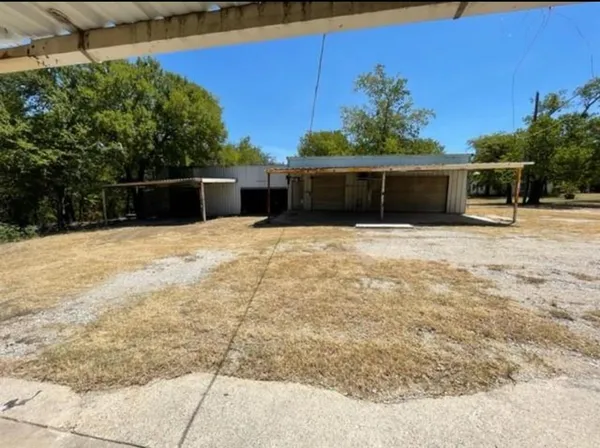$179,900 | 312 Alexander Lane, Bridgeport, TX 76426