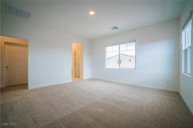 $2,550 | 412 Isla Enclave Way, Henderson, NV 89011