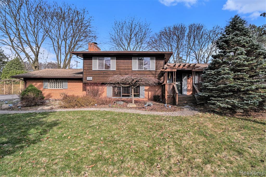 315 Randolph Road Rochester Hills, MI 48309 - Photo 1 of 31