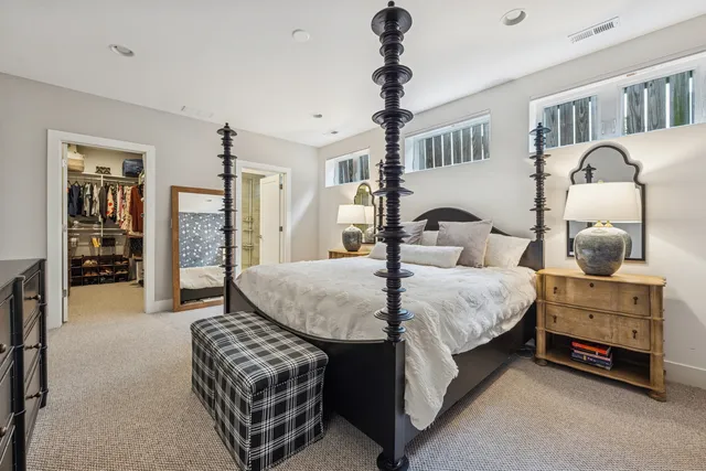 $925,000 | 1627 North Campbell Avenue, Unit 1, Chicago, IL 60647