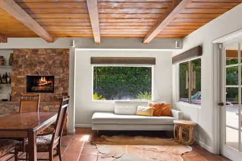 $1,200,000 | 1387 East Verbena Drive, Palm Springs, CA 92262