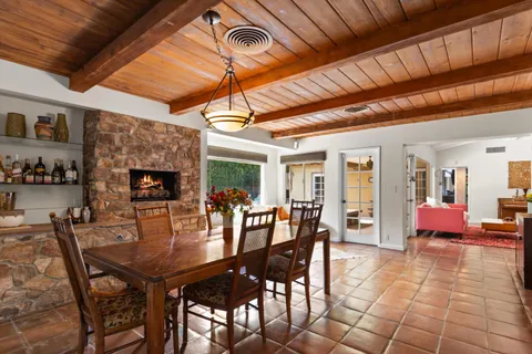 $1,200,000 | 1387 East Verbena Drive, Palm Springs, CA 92262