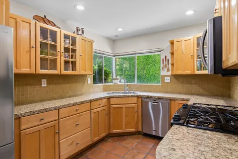 $1,200,000 | 1387 East Verbena Drive, Palm Springs, CA 92262