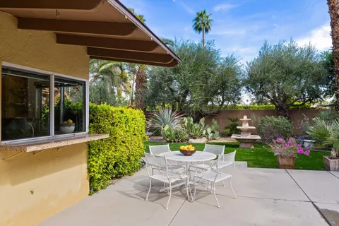 $1,200,000 | 1387 East Verbena Drive, Palm Springs, CA 92262