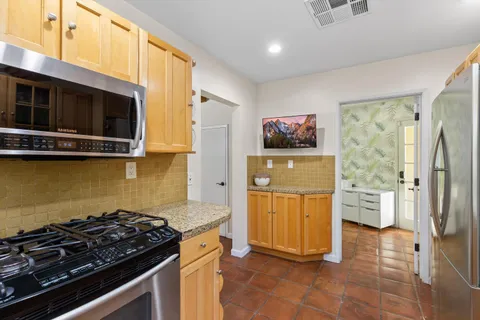 $1,200,000 | 1387 East Verbena Drive, Palm Springs, CA 92262