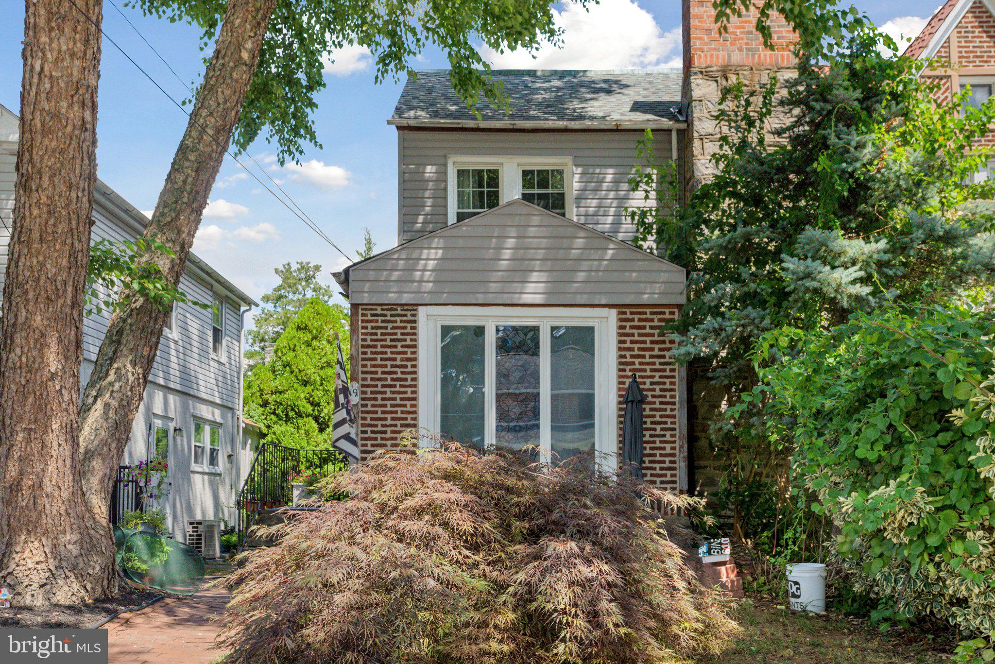 19 Wayne Avenue Springfield, PA 19064 - Photo 2 of 22 Front of Home
