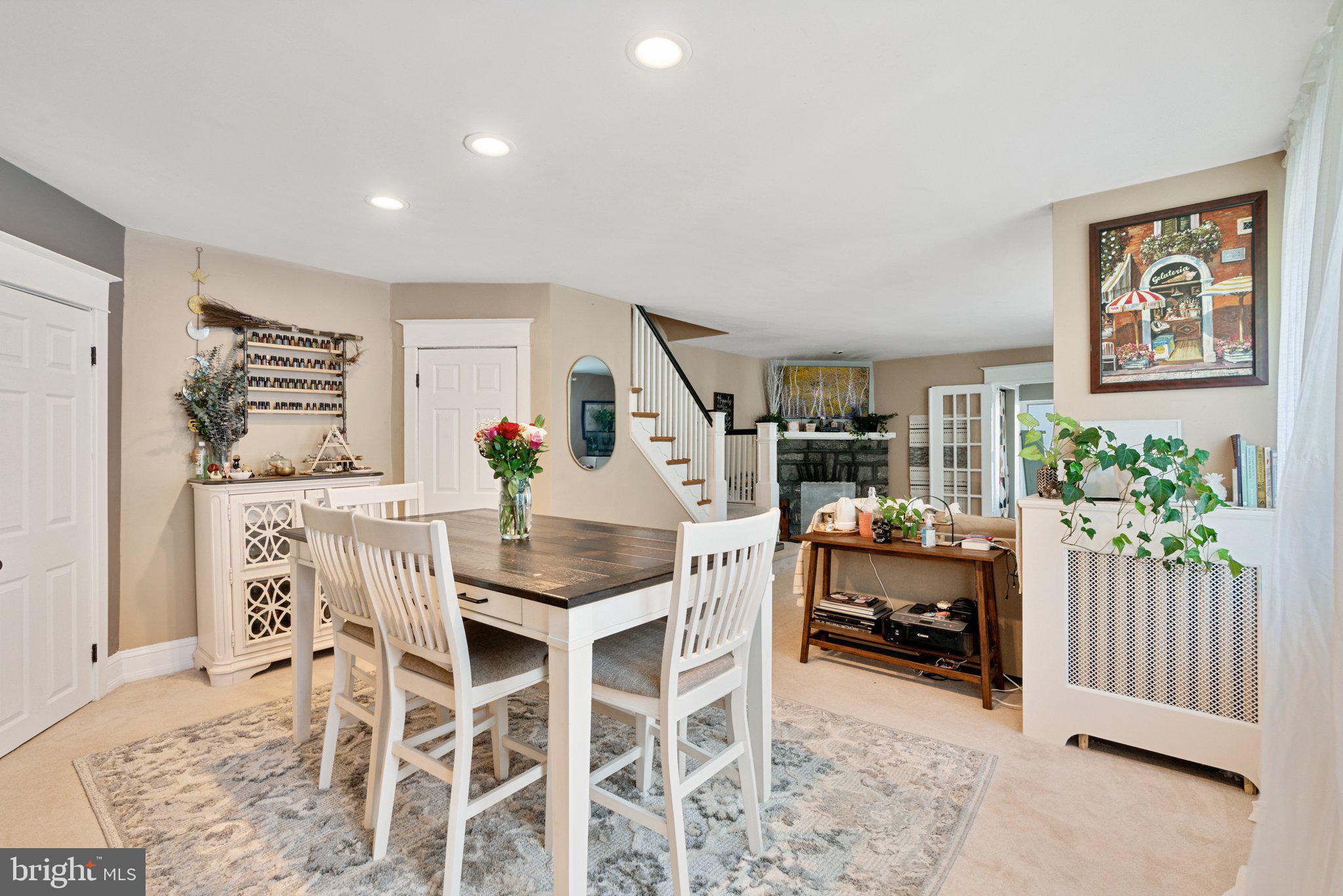 19 Wayne Avenue Springfield, PA 19064 - Photo 9 of 22 Dining room