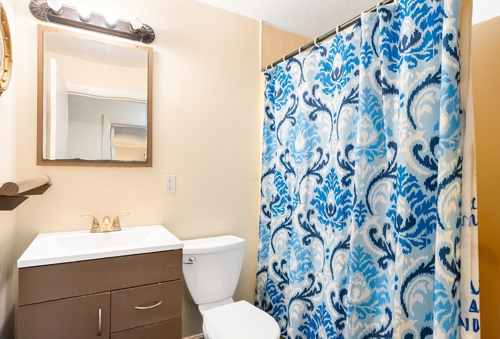 185 Otter River Road Gardner, MA 01440 - Photo 16 of 34 Gallery Image 16