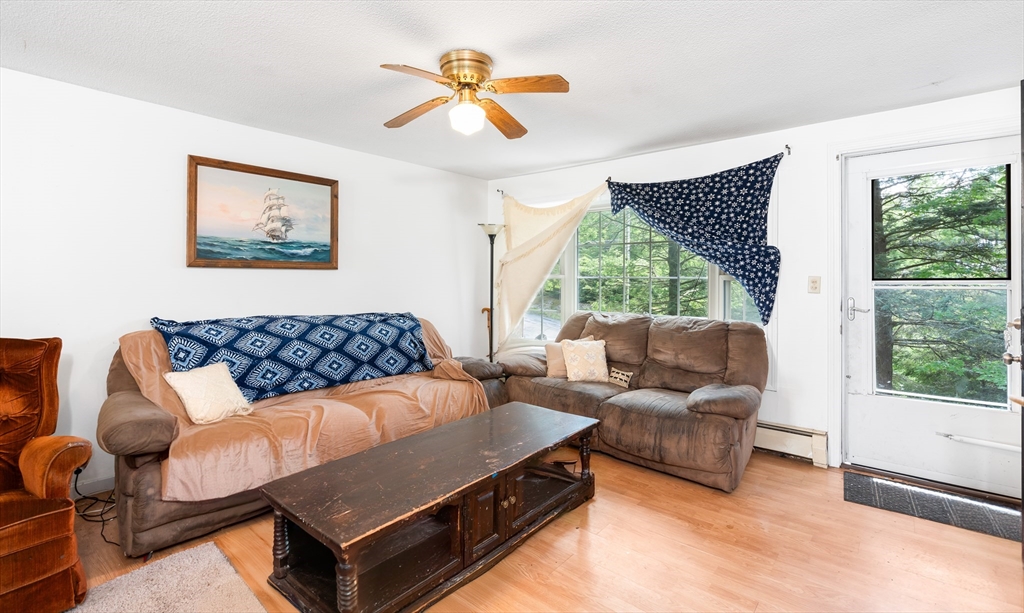 185 Otter River Road Gardner, MA 01440 - Photo 3 of 34 Gallery Image 3