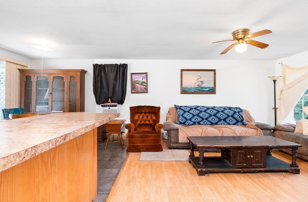 185 Otter River Road Gardner, MA 01440 - Photo 10 of 34 Gallery Image 10