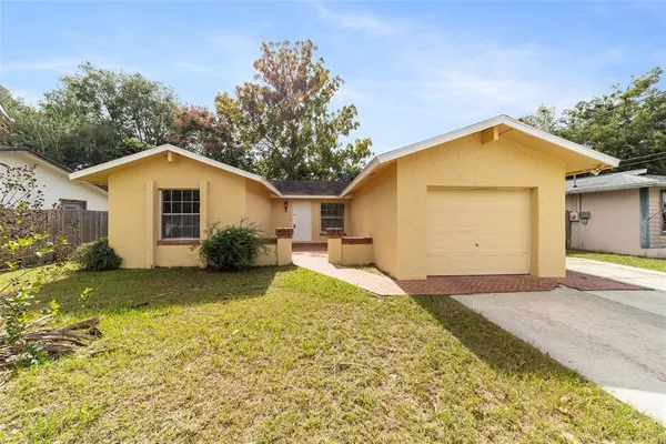 $1,600 | 1810 Northeast 29th Place, Ocala, FL 34479