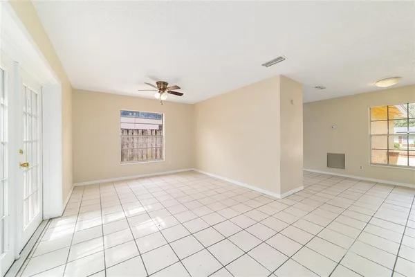 $1,600 | 1810 Northeast 29th Place, Ocala, FL 34479