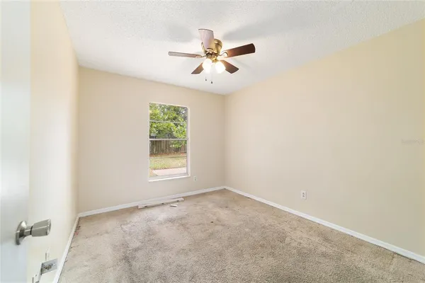 $1,600 | 1810 Northeast 29th Place, Ocala, FL 34479