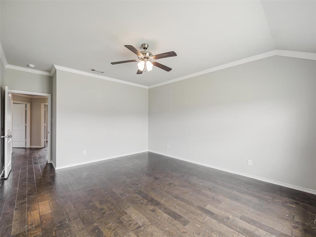 132 County Road 4213 Decatur, TX 76234 - Photo 13 of 27 a view of an empty room