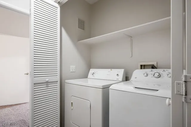 $1,525 | 10245 South Maryland Parkway, Unit 2207, Las Vegas, NV 89183