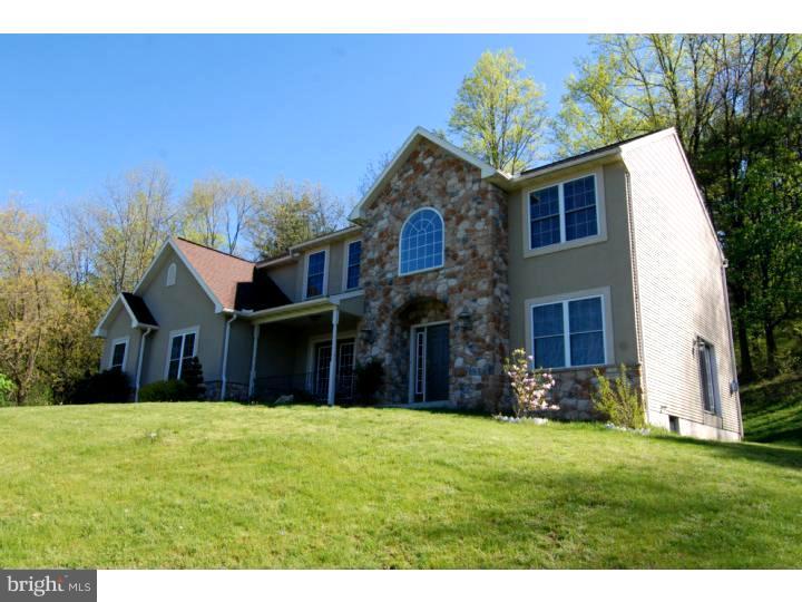 395 Angora Road Reading, PA 19606 - Photo 2 of 25 Exterior Front