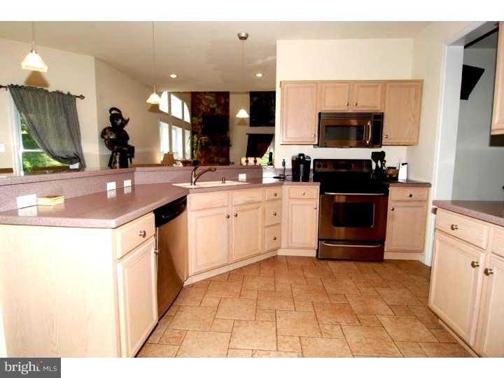 395 Angora Road Reading, PA 19606 - Photo 4 of 25 Kitchen