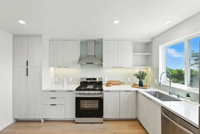 $1,638,000 | 553 Diamond Avenue, South San Francisco, CA 94080