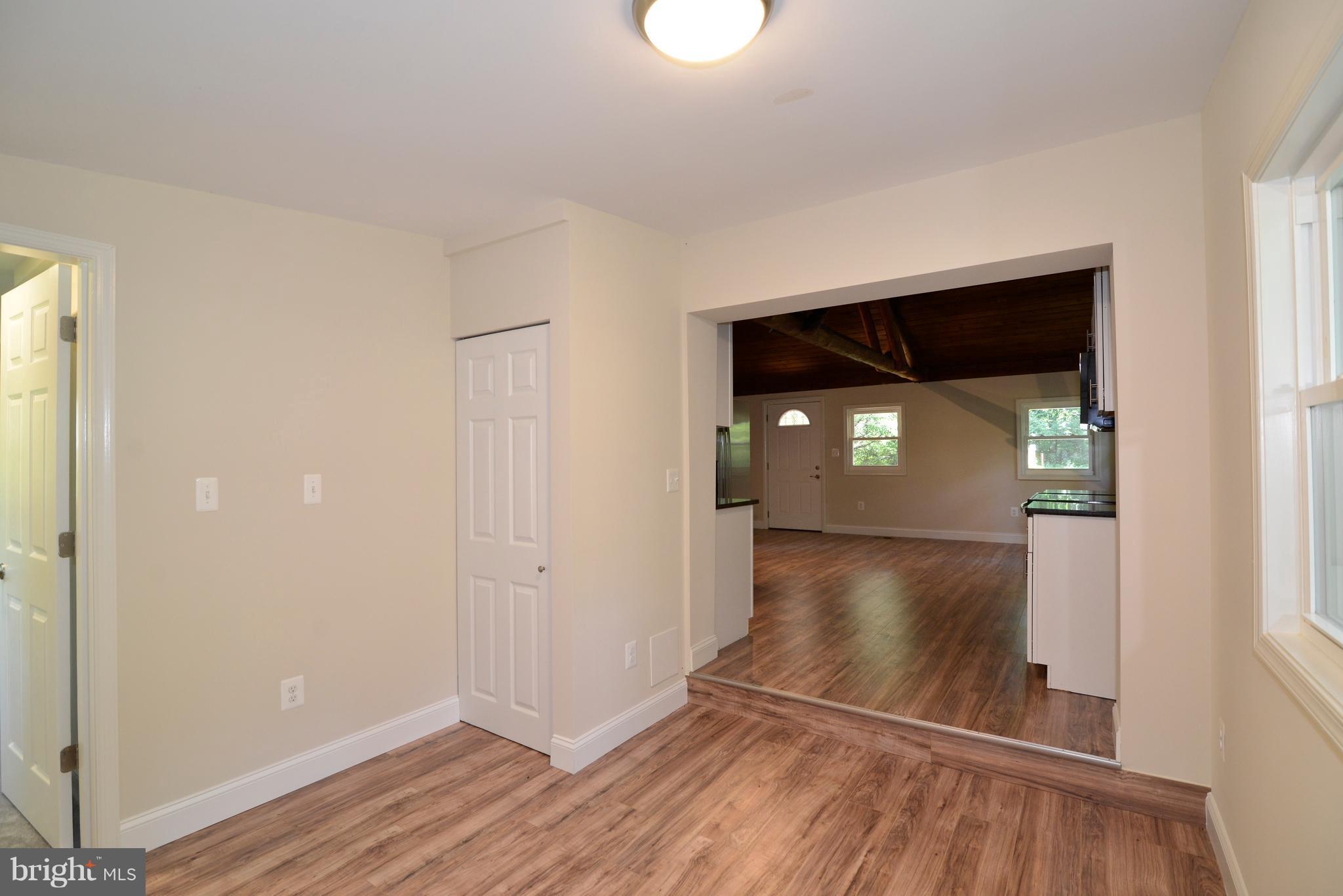 4165 Freezeland Road Linden, VA 22642 - Photo 11 of 30 Dining Room