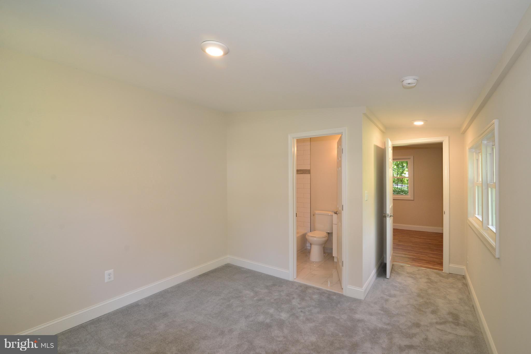 4165 Freezeland Road Linden, VA 22642 - Photo 16 of 30 Bedroom (Master)