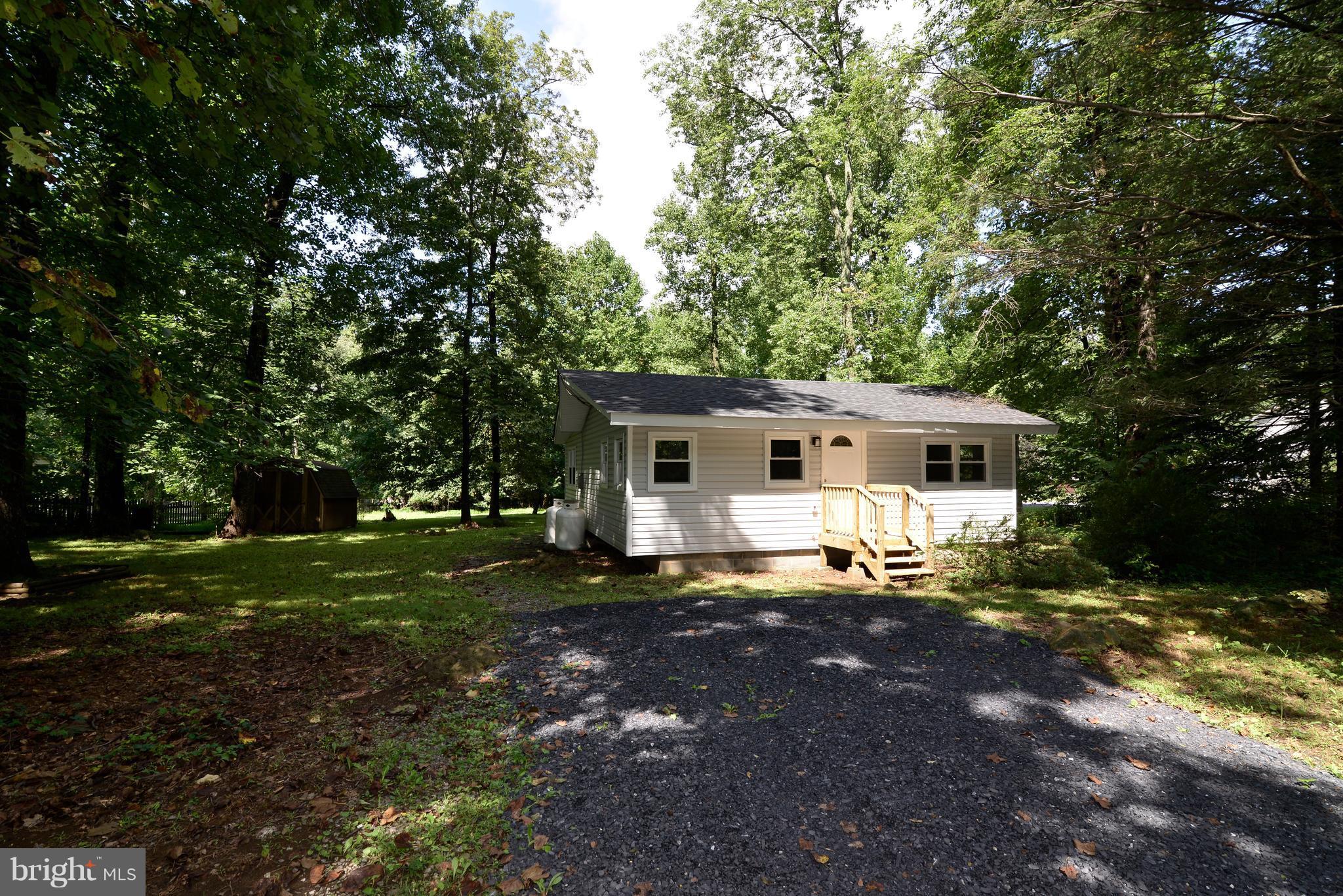 4165 Freezeland Road Linden, VA 22642 - Photo 26 of 30 Exterior (Front)