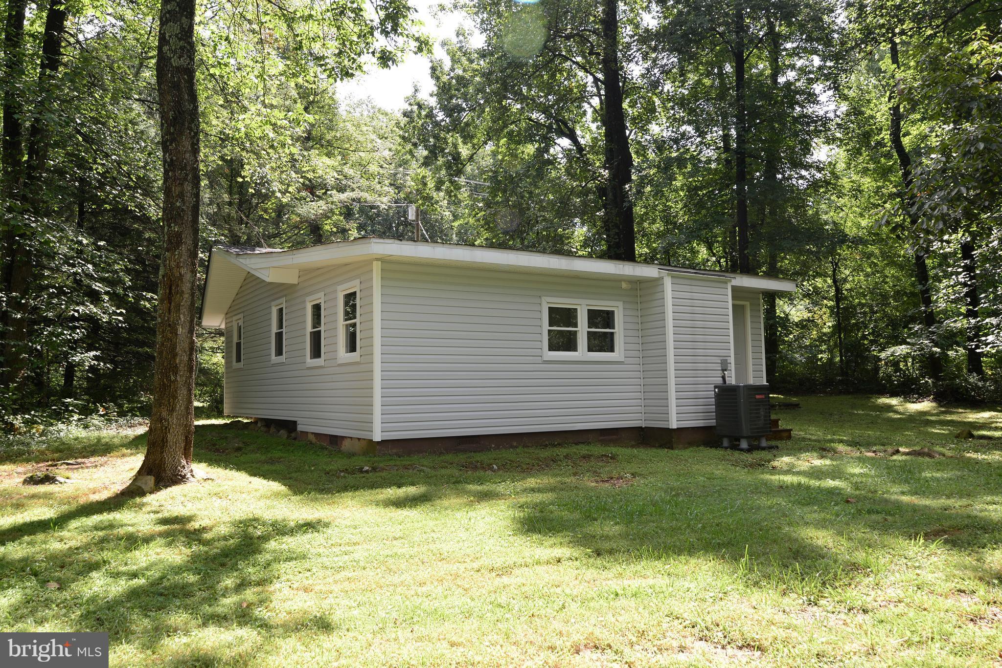 4165 Freezeland Road Linden, VA 22642 - Photo 28 of 30 Exterior (Rear)