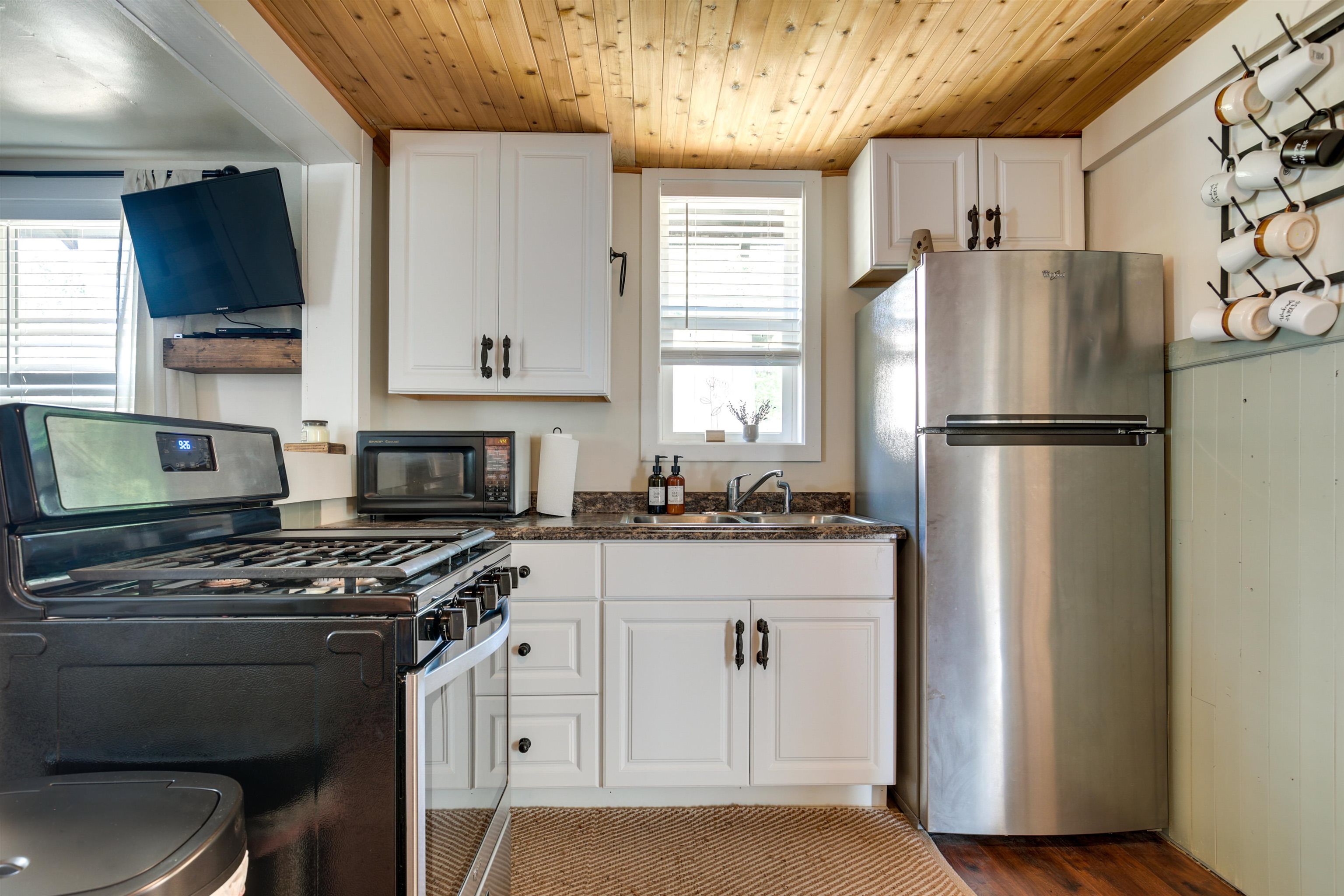 4846 Pike Bay Road, Unit 12 Eagle River, WI 54521 - Photo 6 of 29