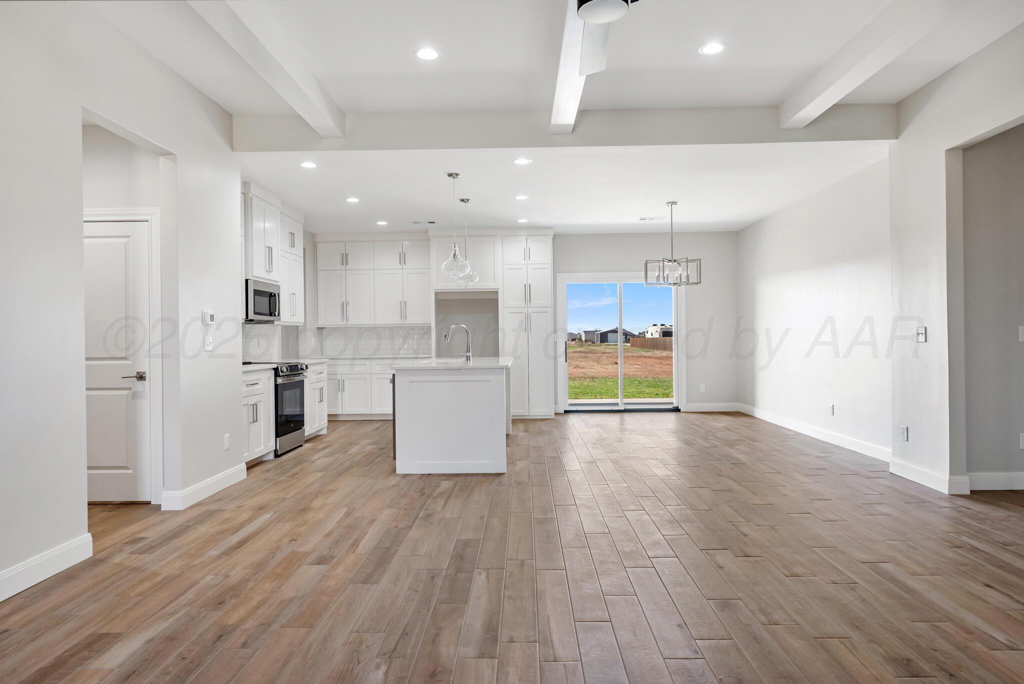19101 Buck Springs Road Amarillo, TX 79119 - Photo 8 of 31 Living to Kitchen