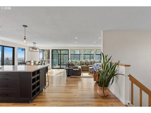 $1,299,000 | 3700 Eagle Crest Road Northwest, Salem, OR 97304