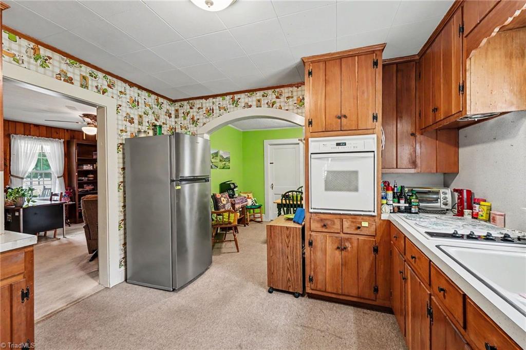133 Mountain View Road King, NC 27021 - Photo 14 of 35