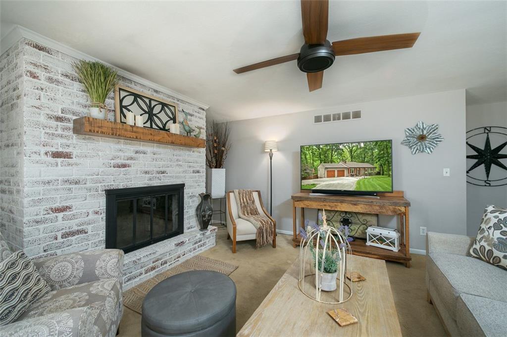2368 Harrison City Road Export, PA 15632 - Photo 5 of 32 Gallery Image 5
