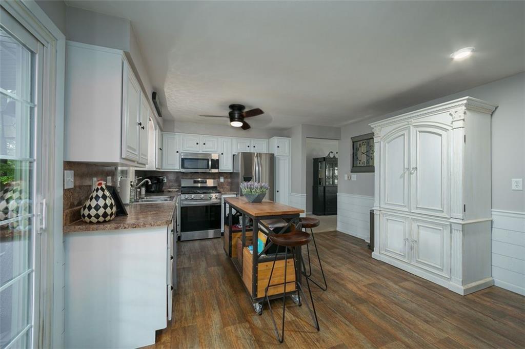 2368 Harrison City Road Export, PA 15632 - Photo 10 of 32 Gallery Image 10