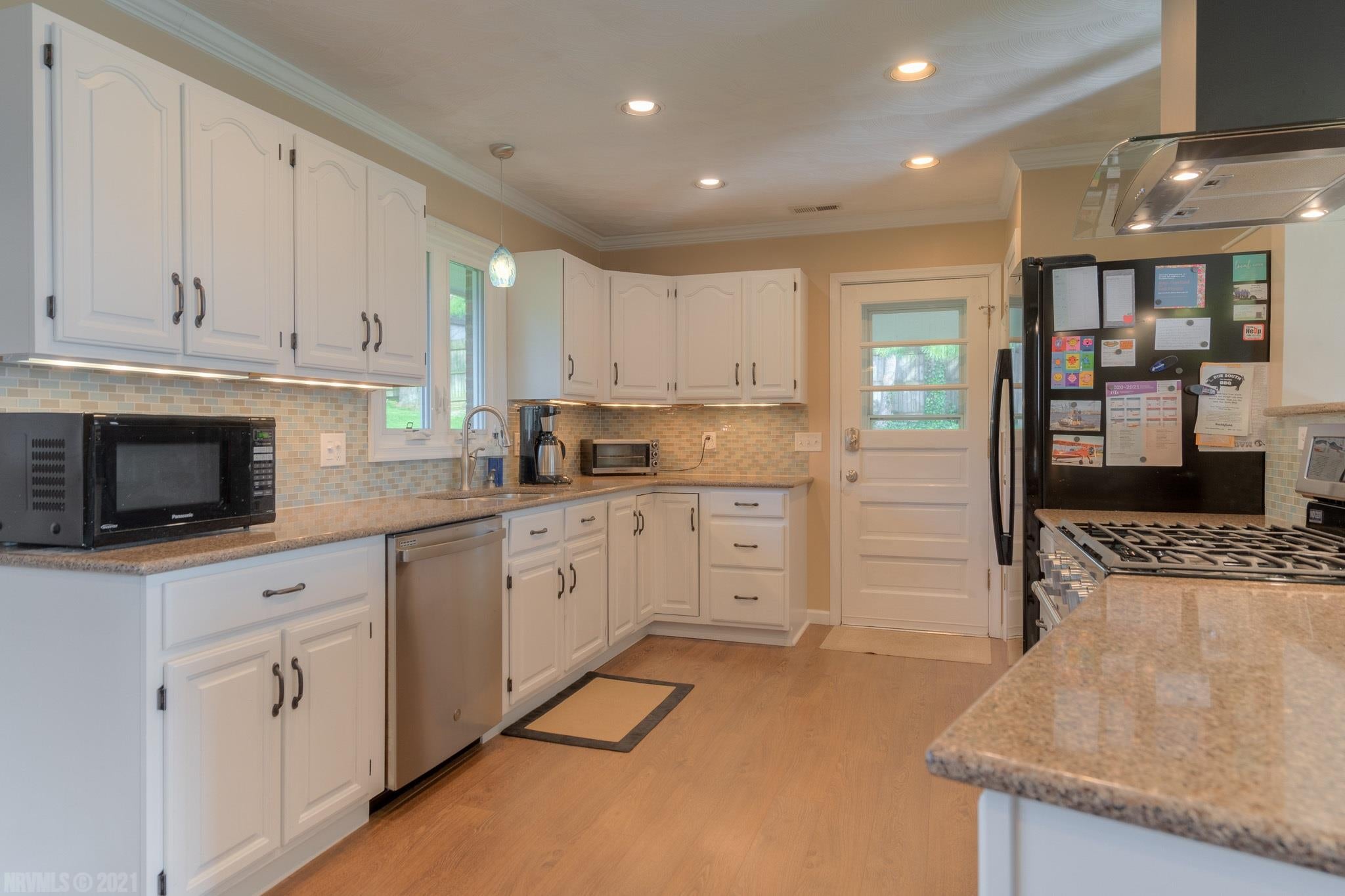 535 Reading Road Christiansburg, VA 24073 - Photo 13 of 40 Gallery Image 13
