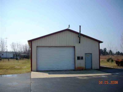 8380 Bray Road Vassar, MI 48768 - Photo 11 of 15 20222302-10.JPG