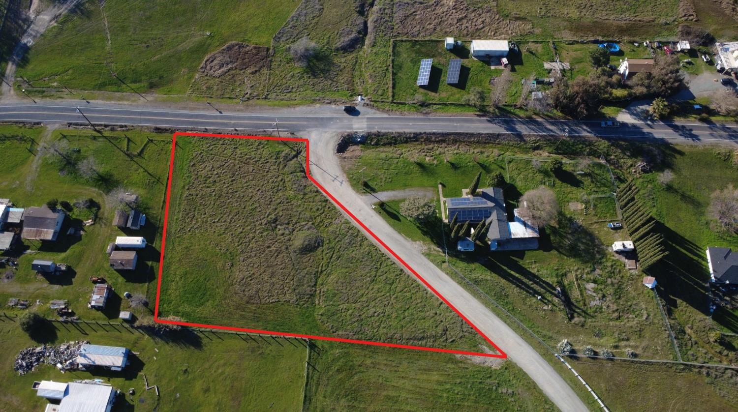 1911 South Petersburg Road Valley Springs, CA 95252 - Photo 3 of 10