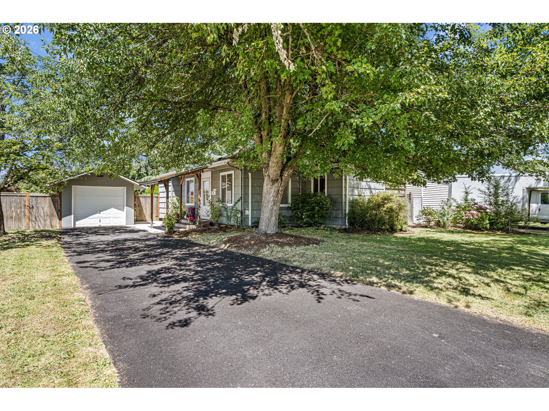 1716 G Street Springfield, OR 97477 - Photo 2 of 28