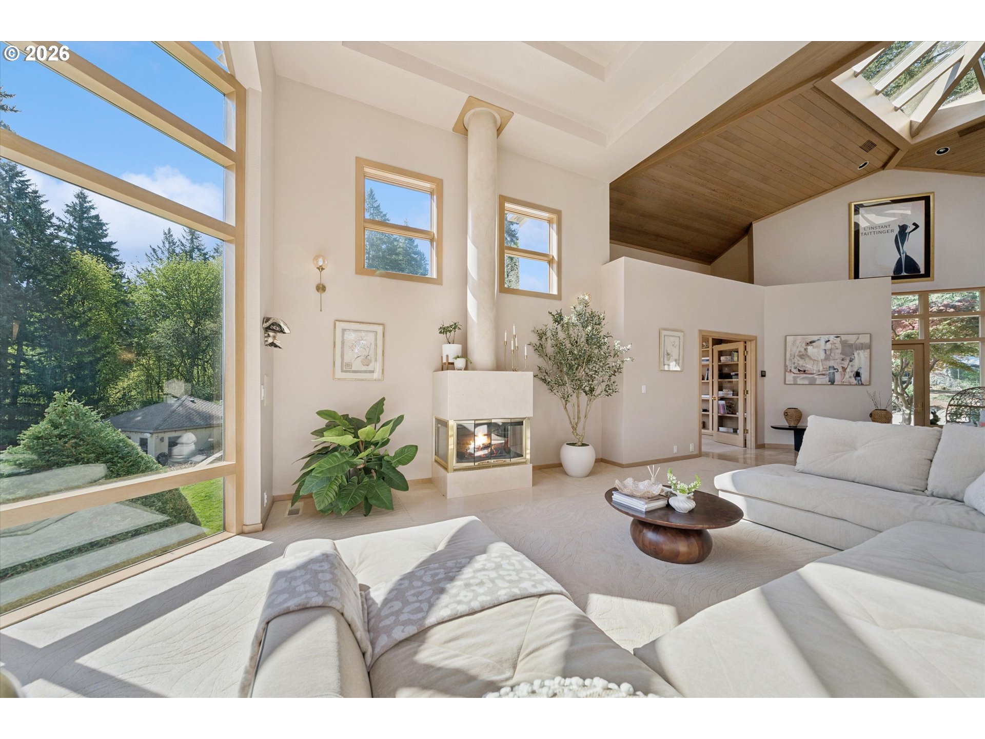 24400 Southwest Valley View Road West Linn, OR 97068 - Photo 3 of 48