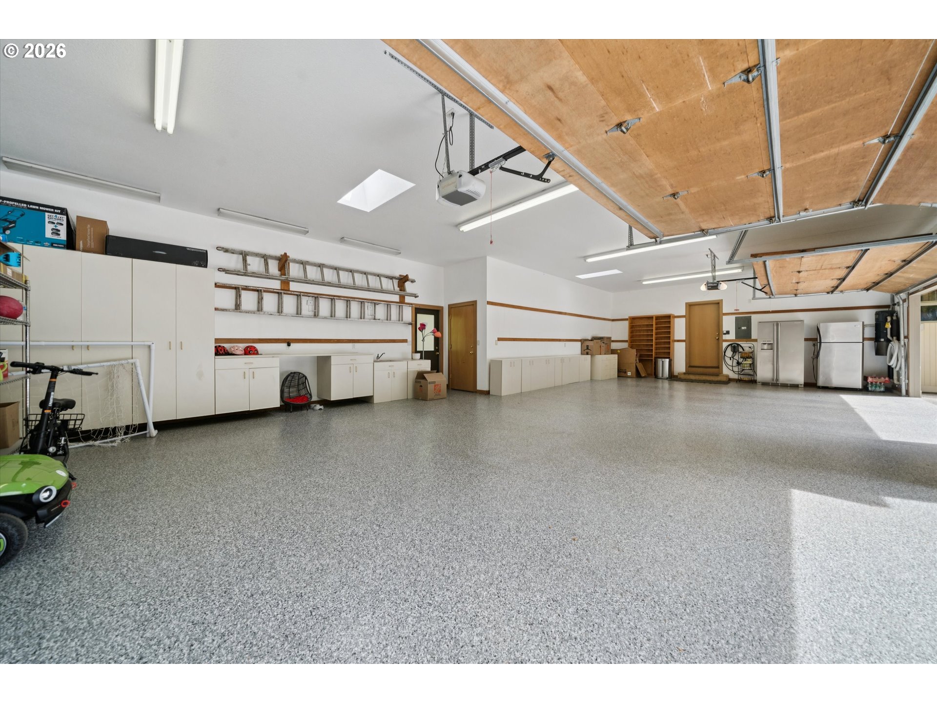 24400 Southwest Valley View Road West Linn, OR 97068 - Photo 35 of 48