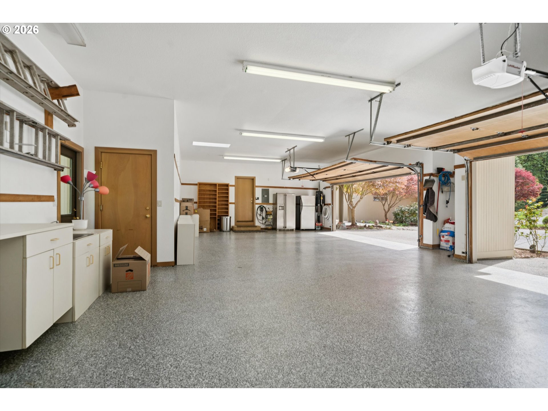 24400 Southwest Valley View Road West Linn, OR 97068 - Photo 36 of 48