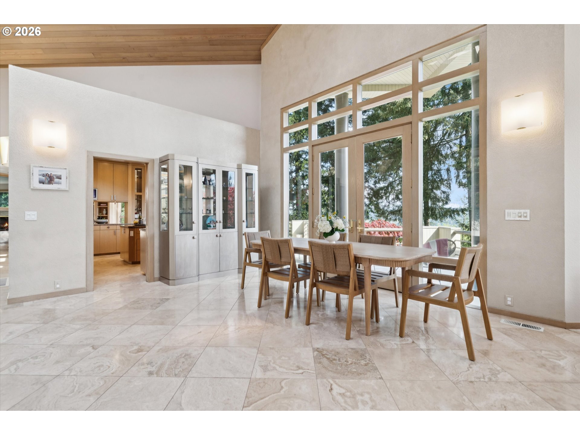 24400 Southwest Valley View Road West Linn, OR 97068 - Photo 6 of 48